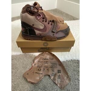 Nike Brown and Tan Athletic Shoes